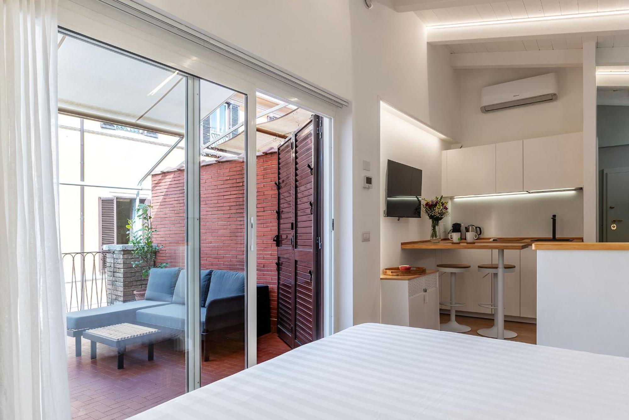 Rasella 21 - Fromhometorome Apartment *